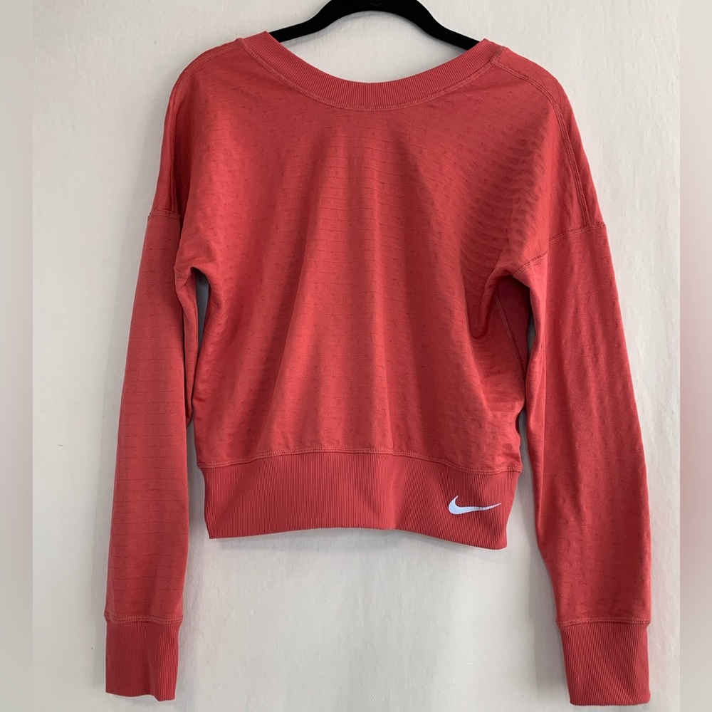 Nike Therma-FIT Element Women's Pink Running Crew Top